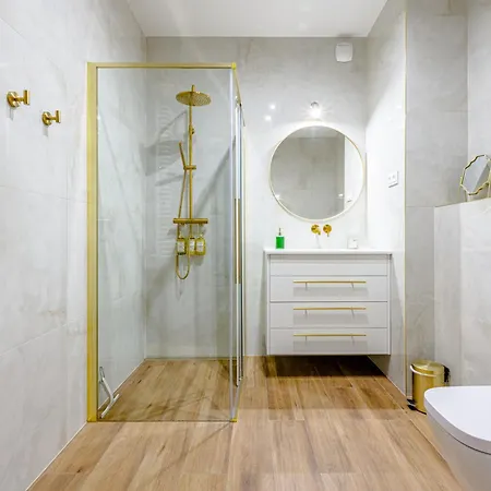 Golden Wings By Aparo -- Cicha Okolica, Nowy Apartament, Taras, Lozeczko Dla Dziecka, Nowoczesne Bemowo 아파트 *