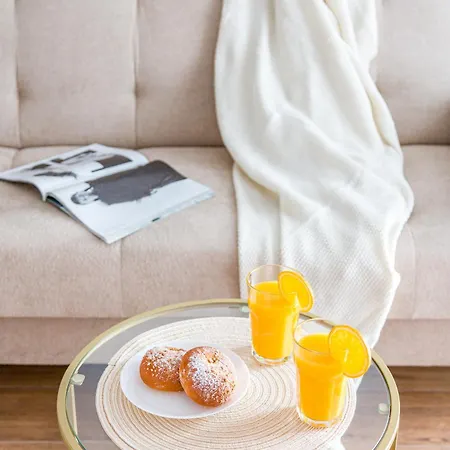 Golden Wings By Aparo -- Cicha Okolica, Nowy Apartament, Taras, łóżeczko Dla Dziecka, Nowoczesne Bemowo Apartamento *