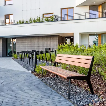 Golden Wings By Aparo -- Cicha Okolica, Nowy Apartament, Taras, Lozeczko Dla Dziecka, Nowoczesne Bemowo Daire