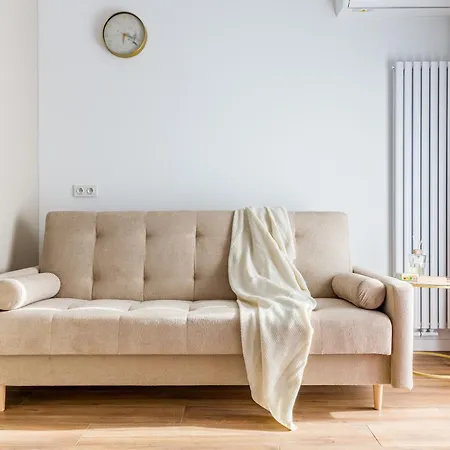 Golden Wings Warszawa By Aparo -- Cicha Okolica, Nowy Apartament, Taras, Lozeczko Dla Dziecka, Nowoczesne Bemowo