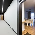 Golden Wings By Aparo -- Cicha Okolica, Nowy Apartament, Taras, Lozeczko Dla Dziecka, Nowoczesne Bemowo Varşova