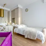 Daire Golden Wings By Aparo -- Cicha Okolica, Nowy Apartament, Taras, Lozeczko Dla Dziecka, Nowoczesne Bemowo *