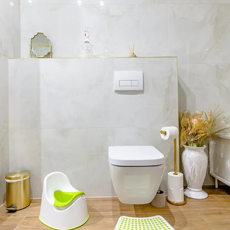 公寓 Golden Wings By Aparo -- Cicha Okolica, Nowy Apartament, Taras, Lozeczko Dla Dziecka, Nowoczesne Bemowo *